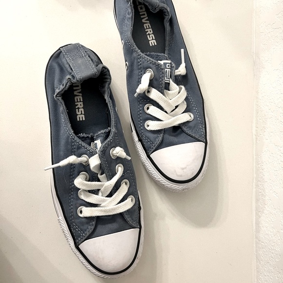 Chuck Taylor Converse All-Stars size 6 - Picture 1 of 4